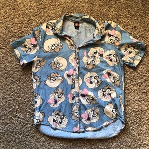 Taz looney tunes button down T-shirt men’s L
